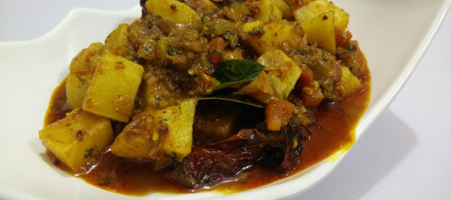 Spicy Potato Curry / Aloo Sabzi