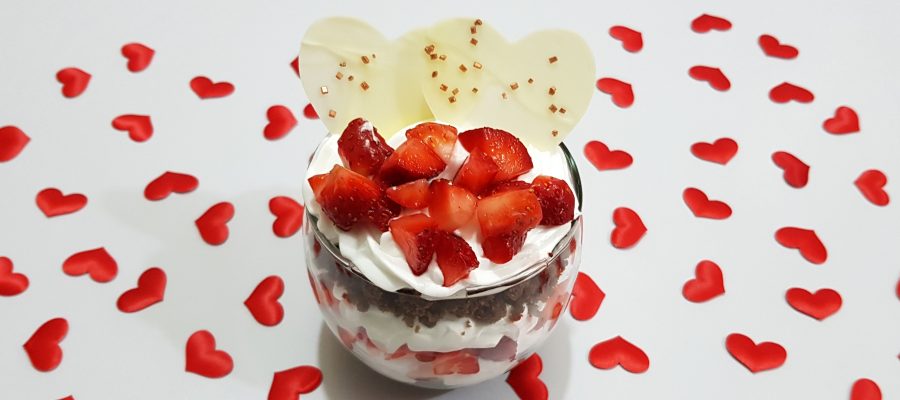 Valentine Day Special Instant Dessert by Cooking with Smita